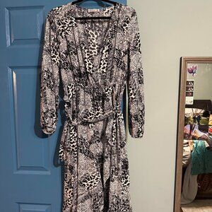 Black and White long sleeved dress